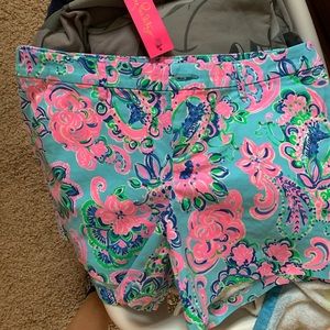 BNWT lilly pulitzer callahan shorts size 12 in jungle sunrise